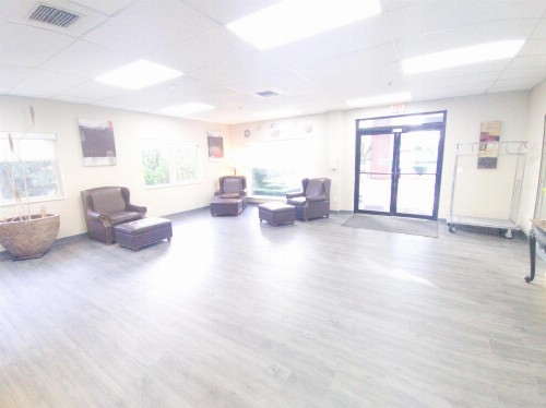 Quality Inn & Suites - image 48