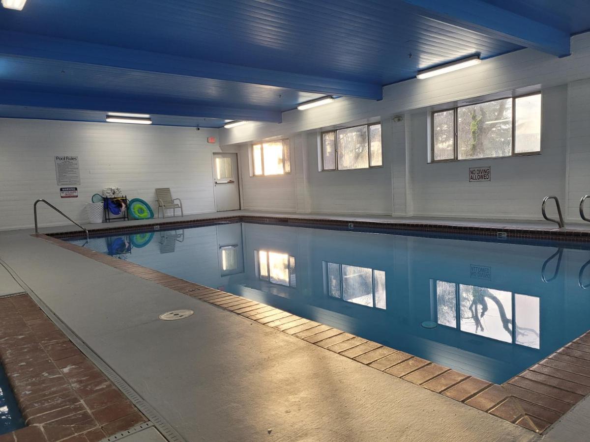 Quality Inn & Suites - image 6
