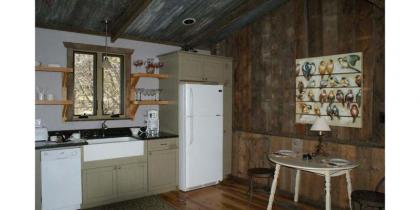 Luxury Cabins @Stony Ridge-Emerald - image 9