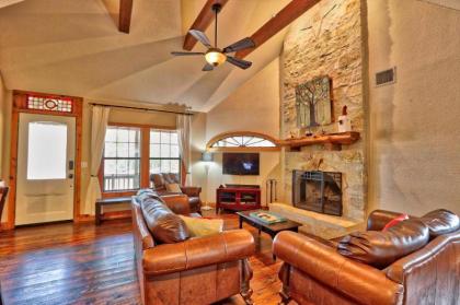 The Cabin at Rooster Ridge - image 7