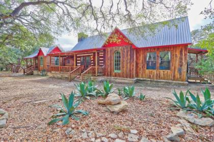 The Cabin at Rooster Ridge - image 11