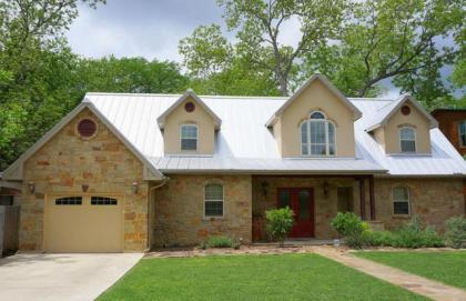 the Wimberley House