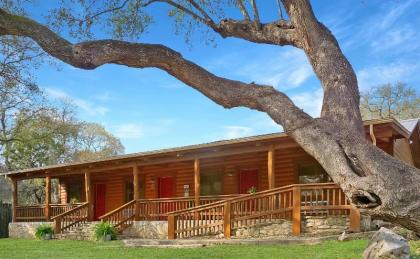 Wimberley Log Cabins Resort and Suites   Unit 6 Texas