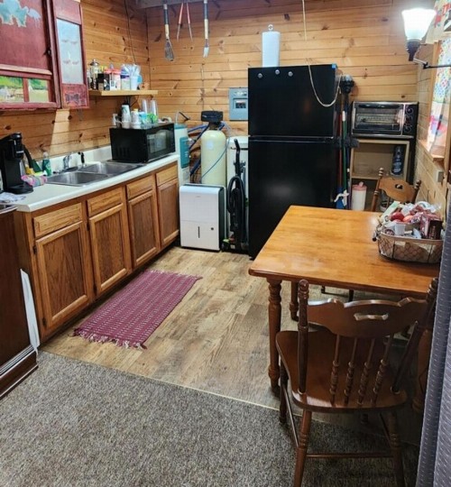 Tortuga Inn - image 41