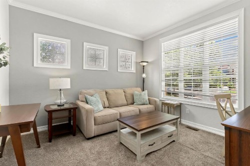 Family-Friendly Retreat by Windsor Lake! - image 5