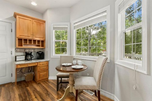 Family-Friendly Retreat by Windsor Lake! - image 6