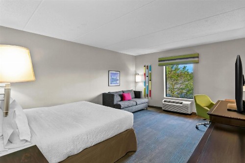 Hampton Inn & Suites Baltimore/Woodlawn - image 13