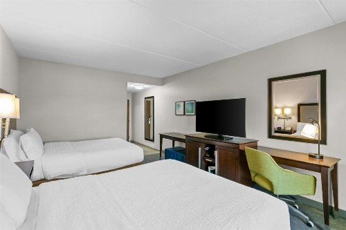 Hampton Inn & Suites Baltimore/Woodlawn - image 24