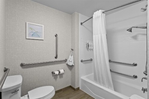Hampton Inn & Suites Baltimore/Woodlawn - image 28