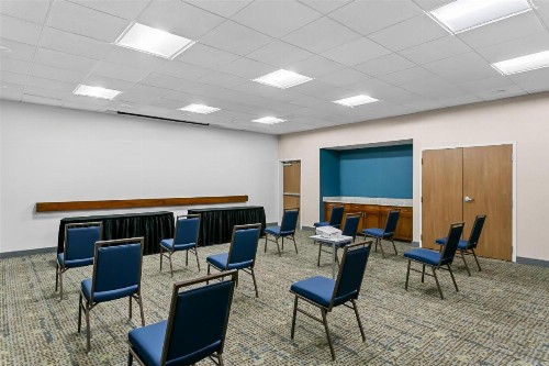 Hampton Inn & Suites Baltimore/Woodlawn - image 30