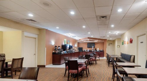 Quality Inn Baltimore West - image 15