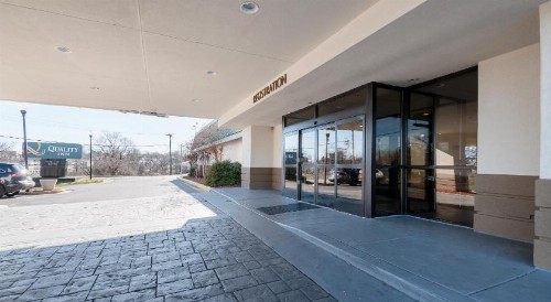 Quality Inn Baltimore West - image 16