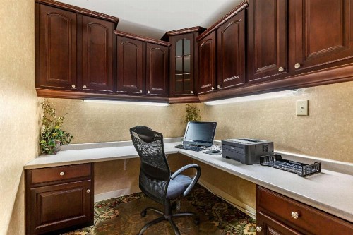 Quality Inn Baltimore West - image 32