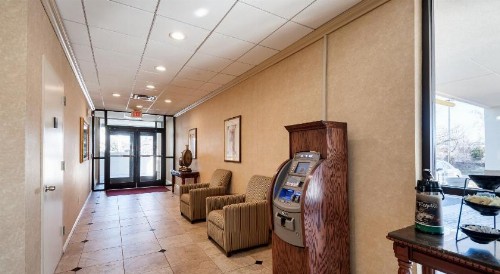 Quality Inn Baltimore West - image 33