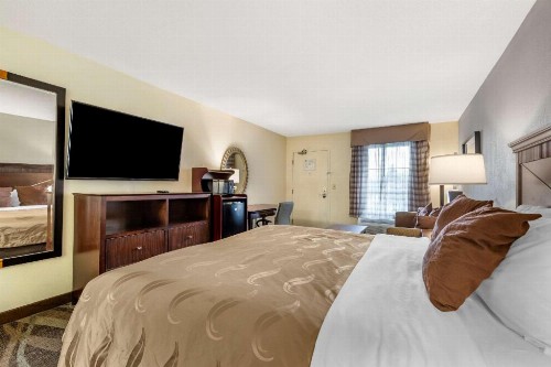 Quality Inn Baltimore West - image 45