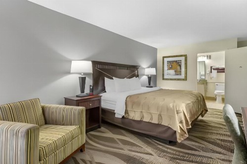 Quality Inn Baltimore West - image 48