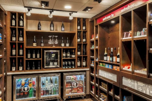 Hampton Inn & Suites Windsor-Sonoma Wine Country - image 21