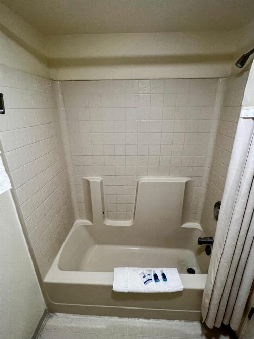 Santa Fe Inn - Winnemucca - image 13