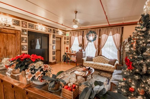 The Edgewater Hotel - image 2