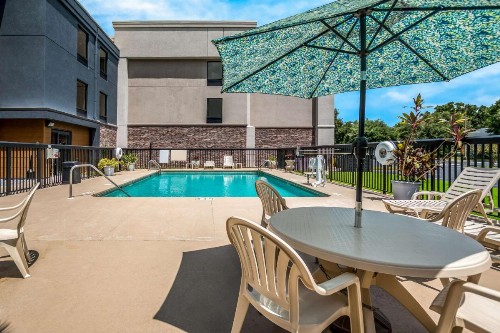 Hampton Inn Winter Haven - image 23