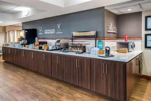 Hampton Inn Winter Haven - image 27