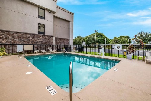 Hampton Inn Winter Haven - image 38