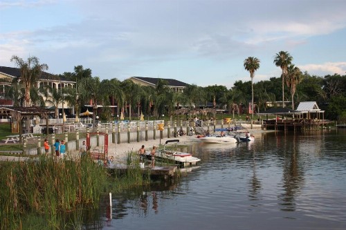 Lake Roy Beach Inn - Winter Haven - image 3