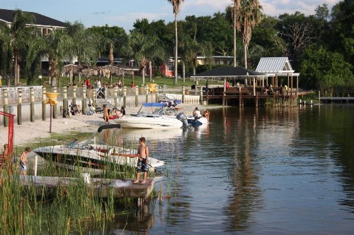 Lake Roy Beach Inn - Winter Haven - image 4
