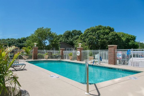 Holiday Inn Winter Haven an IHG Hotel - image 16