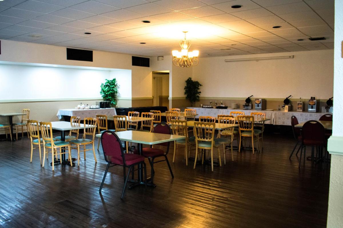 Winter Haven Gardens Inn - image 7