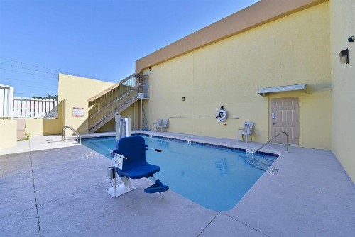 Travel Inn Winter Haven - image 5