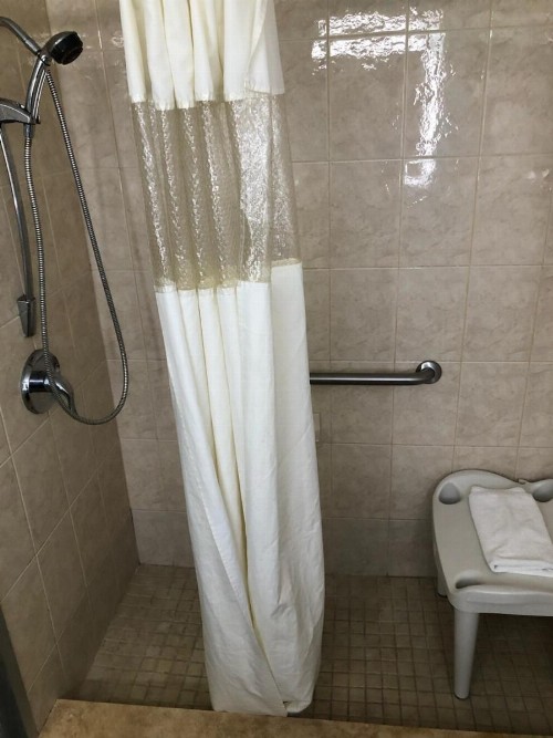 Howard Johnson by Wyndham Winter Haven FL - image 5