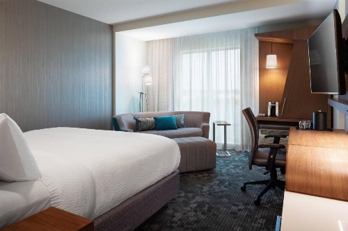 Courtyard by Marriott Winter Haven - image 10