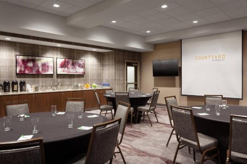 Courtyard by Marriott Winter Haven - image 24