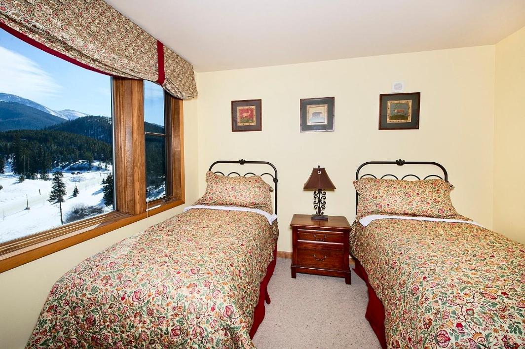 Zephyr Mountain Lodge - image 3