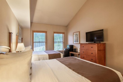 The Vintage Hotel - image 19