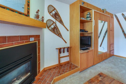 Iron Horse Resort - image 7