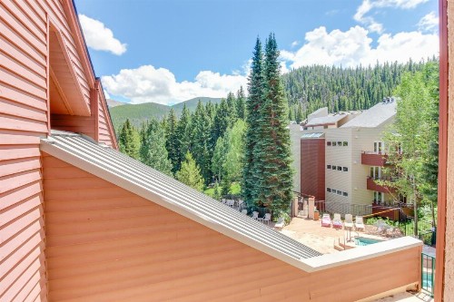 Iron Horse Resort - image 8