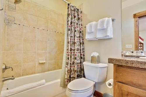Slopeside Luxury Villa #126 Next To Resort With Amazing Views - FREE Activities & Equipment Rentals Daily - image 32