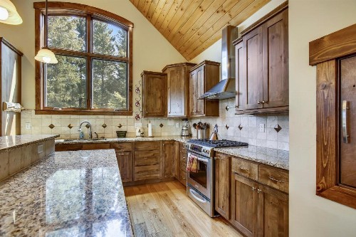 Slopeside Luxury Villa #126 Next To Resort With Amazing Views - FREE Activities & Equipment Rentals Daily - image 5