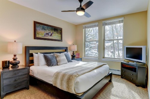 Base Village Ski In-Out Luxury Condo #4283 Huge Hot Tub & Great Views - FREE Activities & Equipment Rentals Daily - image 14
