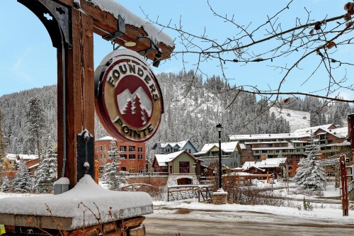 Base Village Ski In-Out Luxury Condo #4283 Huge Hot Tub & Great Views - FREE Activities & Equipment Rentals Daily - image 26