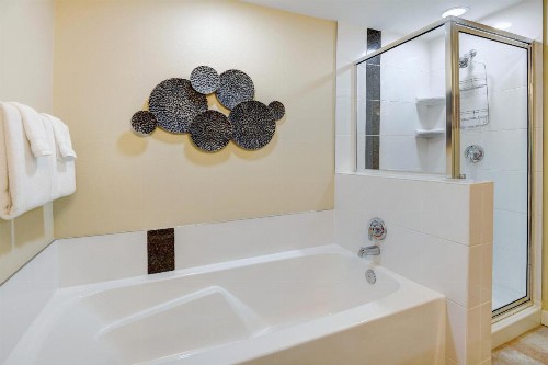 Base Village Ski In-Out Luxury Condo #3425 Huge Hot Tub & Great Views - FREE Activities & Equipment Rentals Daily - image 15