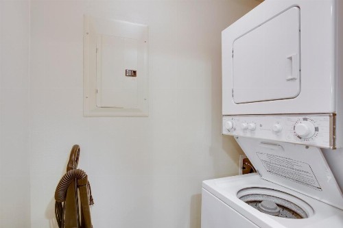 Base Village Ski In-Out Luxury Condo #4375 Huge Hot Tub & Great Views - FREE Activities & Equipment Rentals Daily - image 12