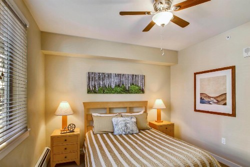 Base Village Ski In-Out Luxury Condo #4375 Huge Hot Tub & Great Views - FREE Activities & Equipment Rentals Daily - image 2