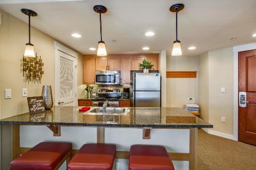Base Village Ski In-Out Luxury Condo #4375 Huge Hot Tub & Great Views - FREE Activities & Equipment Rentals Daily - image 25