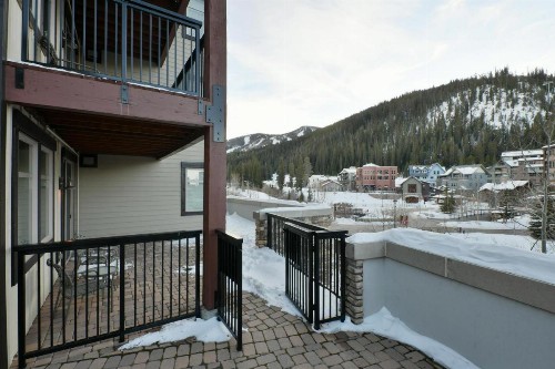 Base Village Ski In-Out Luxury Condo #3325 Huge Hot Tub & Great Views - FREE Activities & Equipment Rentals Daily - image 9