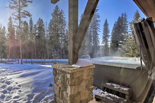 Ideally Located Winter Park Townhouse with Hot Tub! - image 12
