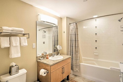 Mtn-View Condo Steps from Winter Park Gondola! - image 3