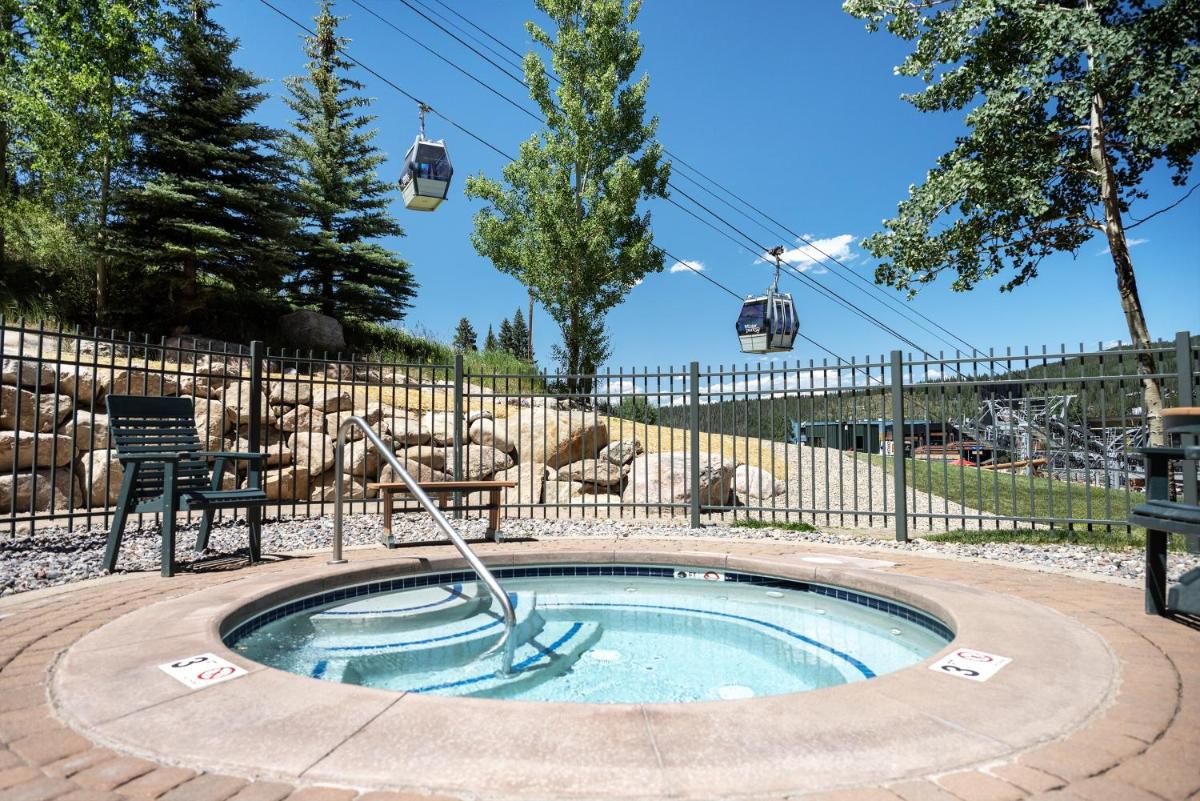 Zephyr Slopeside - 1504 condo - image 4